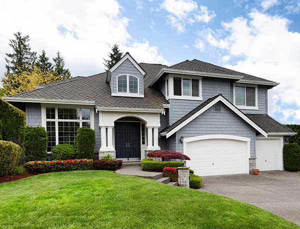 residential home with good roof and siding